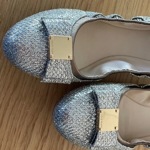 NWT Cole Haan Glittering Silver Flats 8.5 - Picture 5 of 13